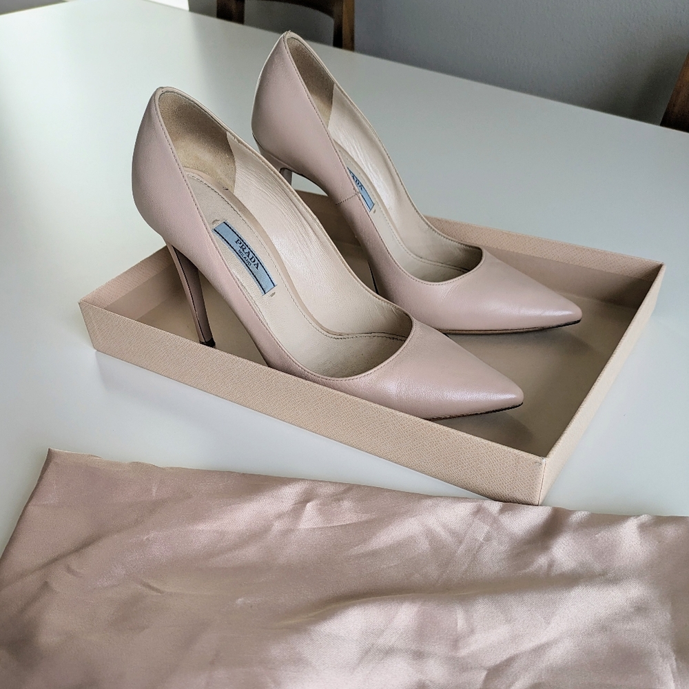 Prada Capretto Cipria Leather Pumps